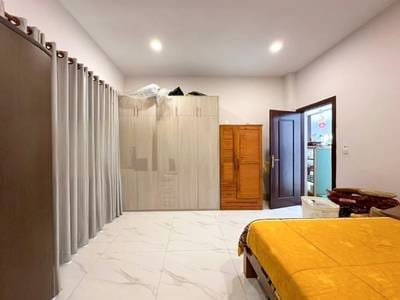 9 Bedrooms Villa For Rent for $4,500