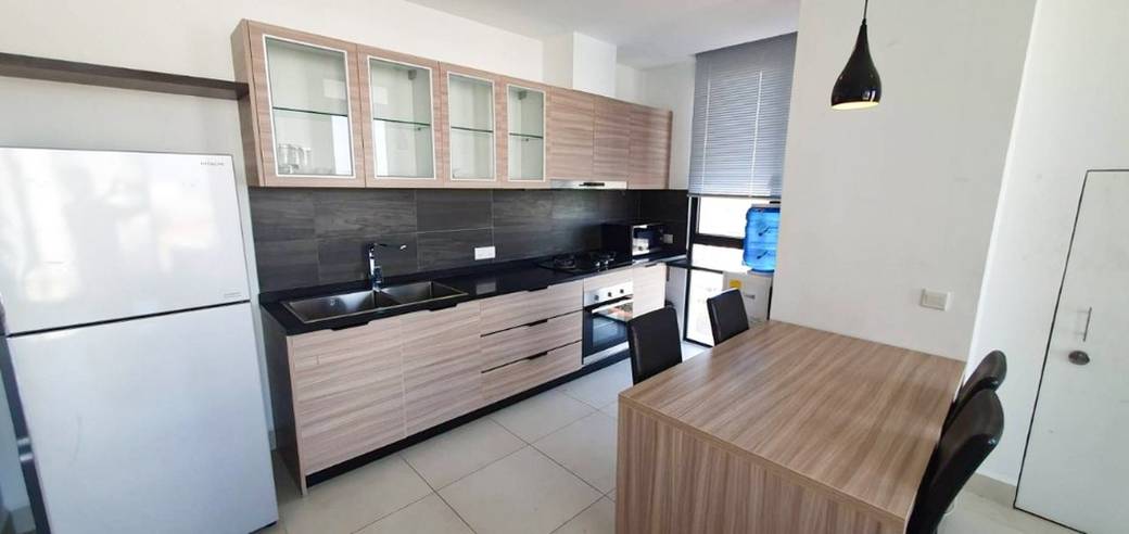 Aura Condominium | Condo Na prodej in Daun Penh $235,000