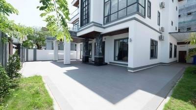 Borey Hi Tech The Premium | 650 sqm Land Size Vila K pronájmu