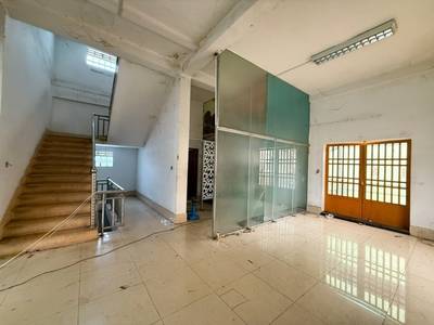 店屋出租，位于万谷湖1分区, 堆谷区, 金边