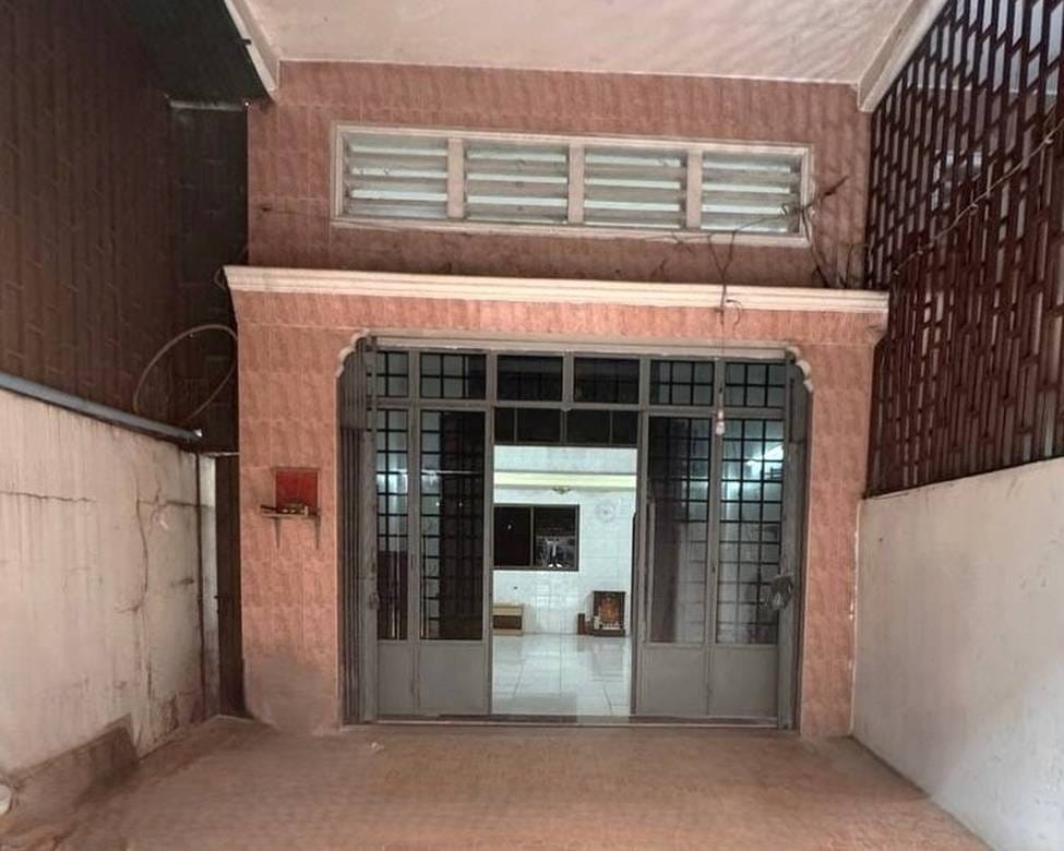 $1,000 Shophouse