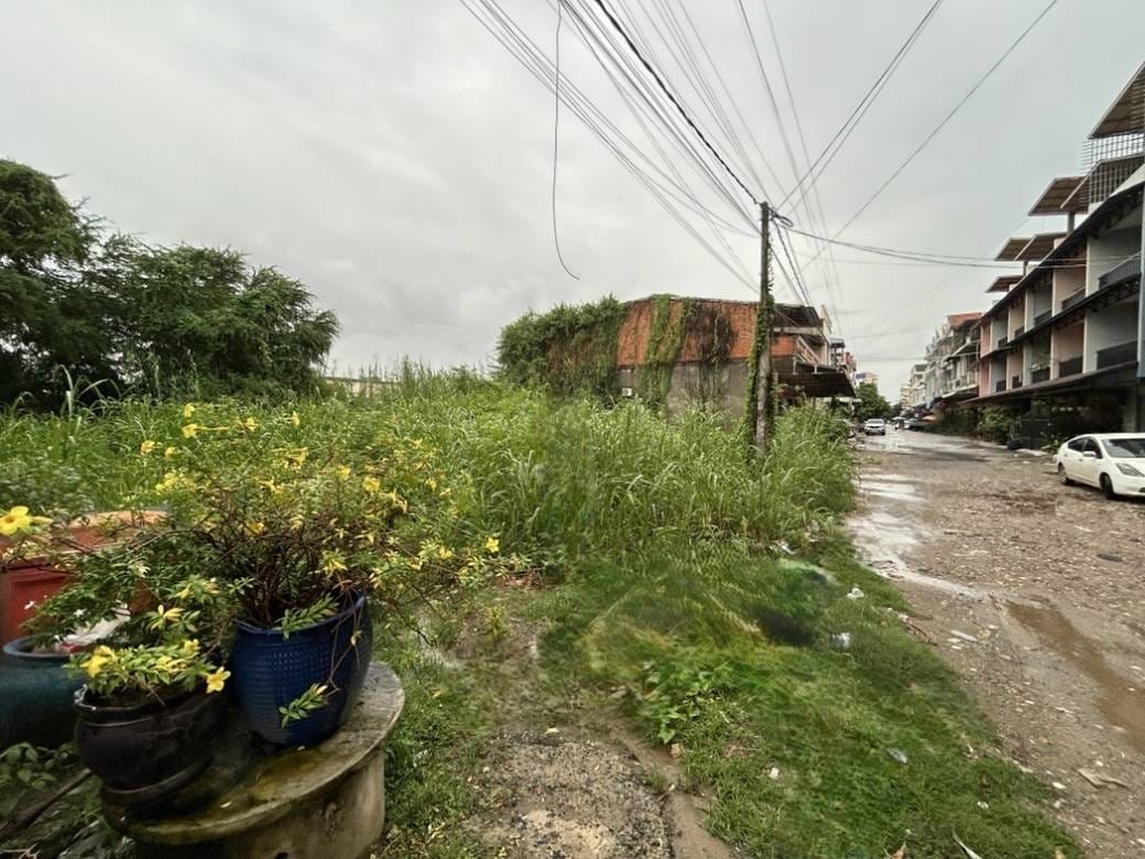 Lot For Sale in Chak Angrae Kraom, Meanchey, Phnom Penh