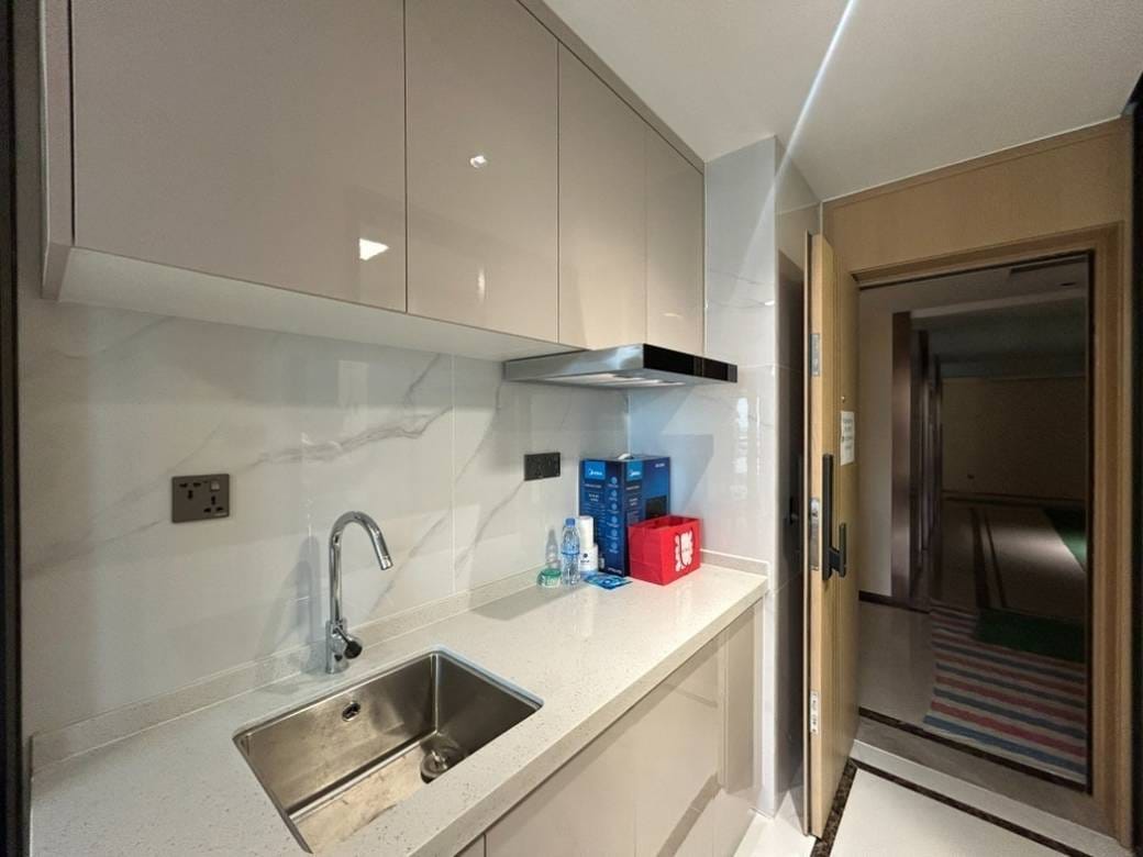 The Pinnacle Residence | Zařízeno Studio K pronájmu