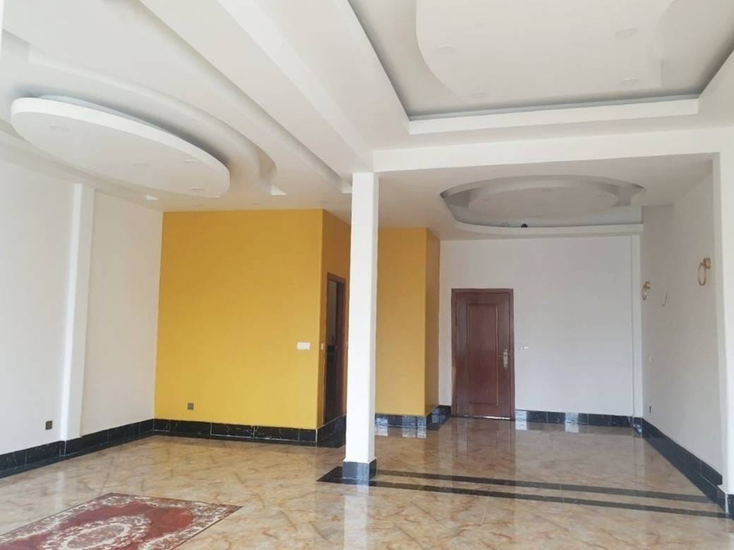 Здание Для Аренды in Meanchey $3,800