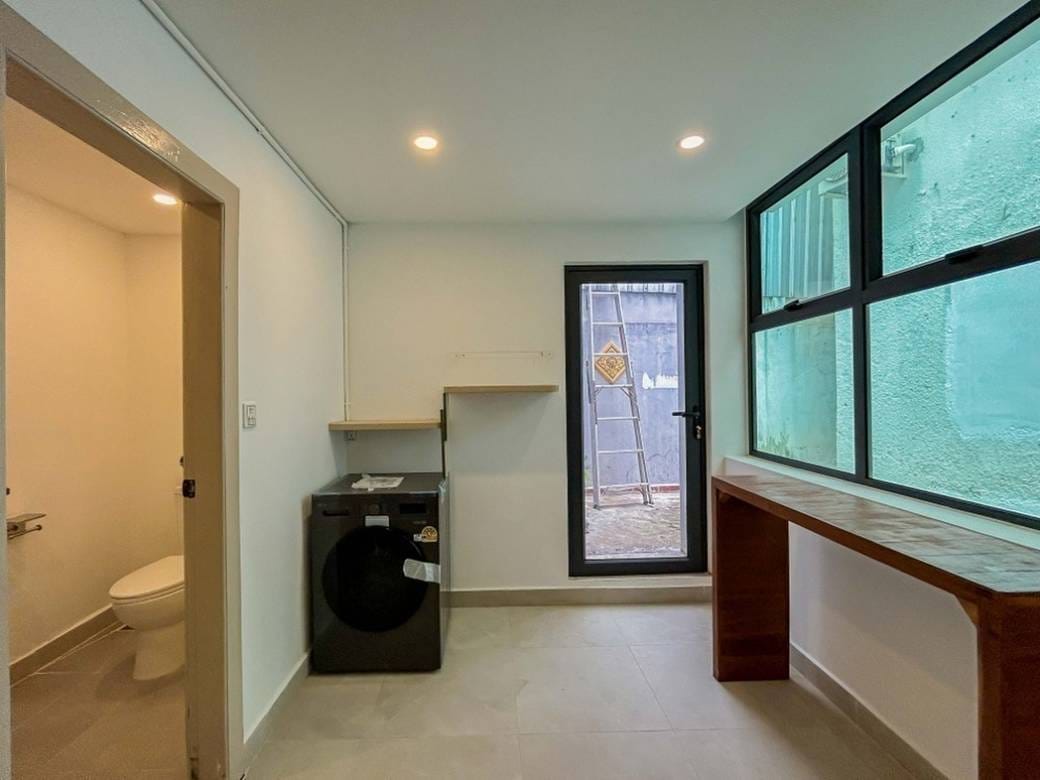 Chamkarmon套房出租，价格$3,000