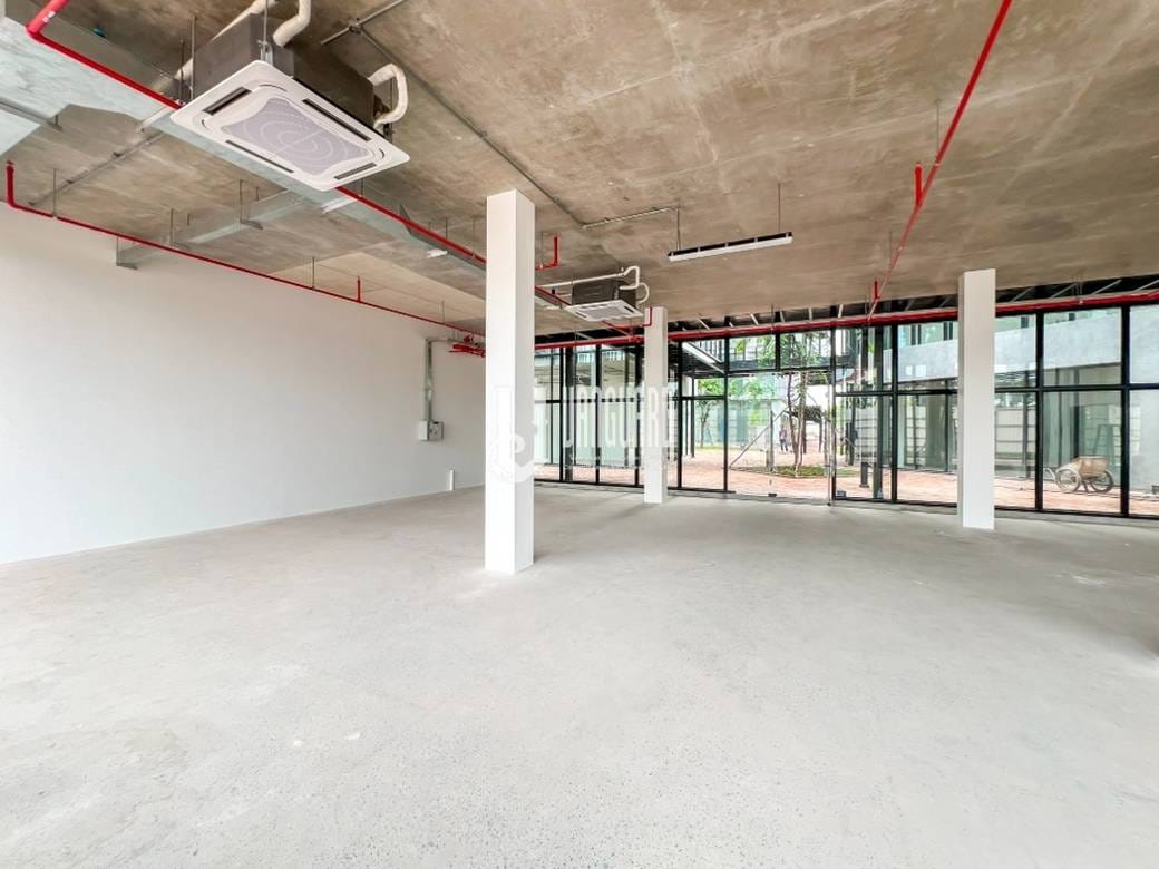 633 sqm Land Size CommercialShophouse K pronájmu