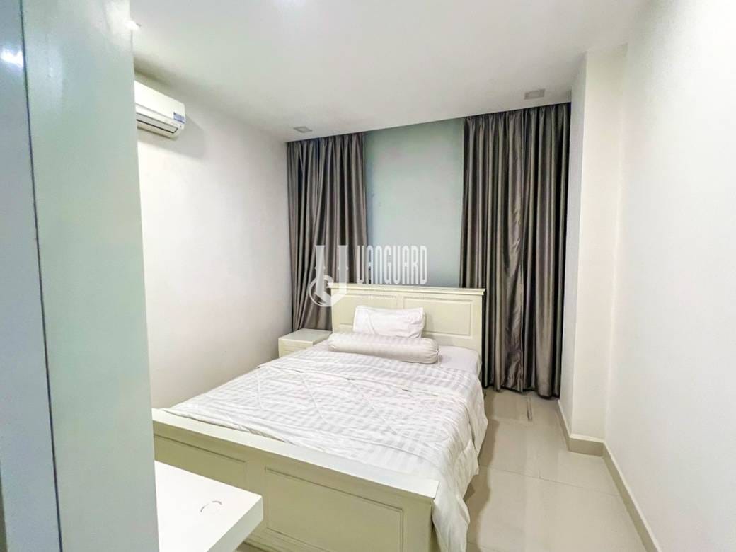 Appartement À louer de 150 m² de terrain