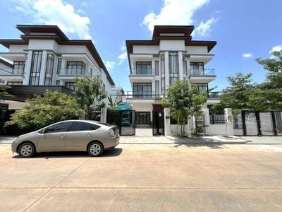 Borey Hi Tech The Premium | Dwuwilla For Sale & Rent z 5 sypialniami