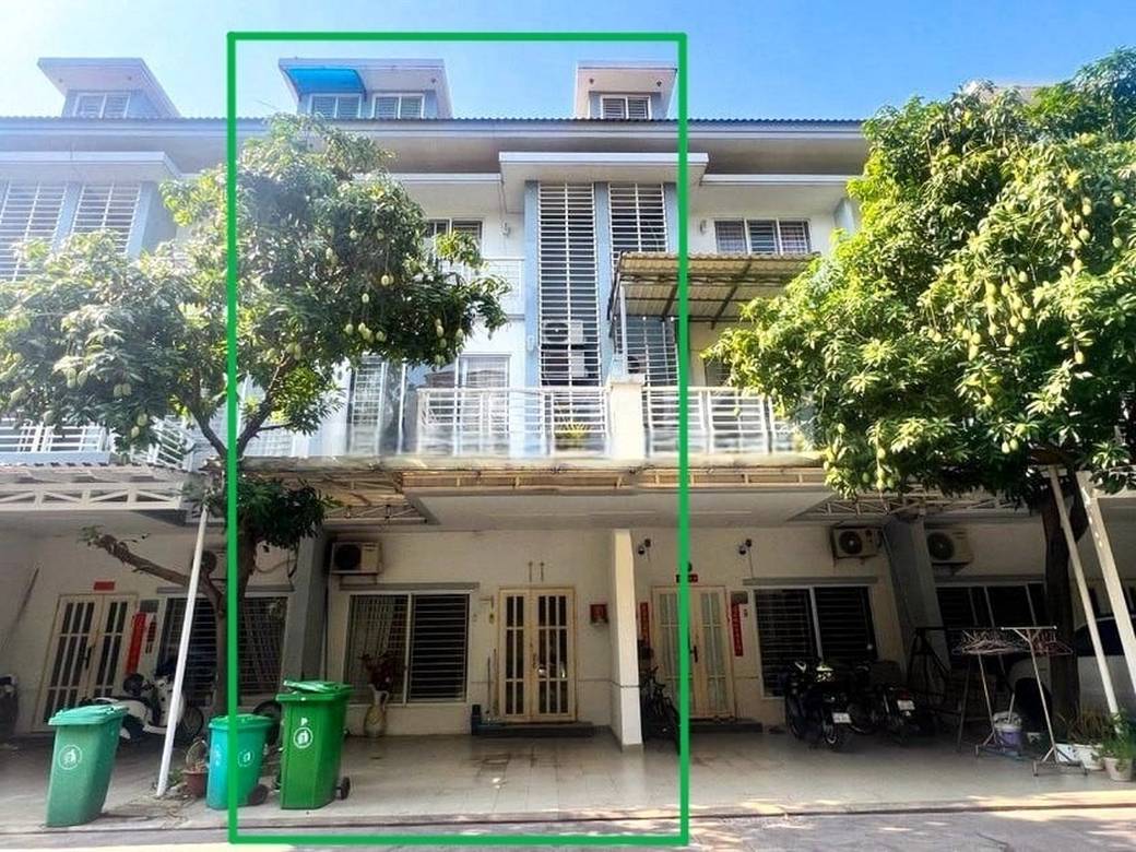 Link House For Rent in Phnom Penh Thmey, Sen Sok, Phnom Penh
