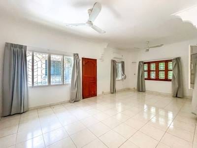 Vila K pronájmu in Tonle Bassac, Chamkarmon, Phnom Penh