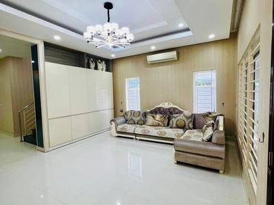 $2,200 Villa Jumelle