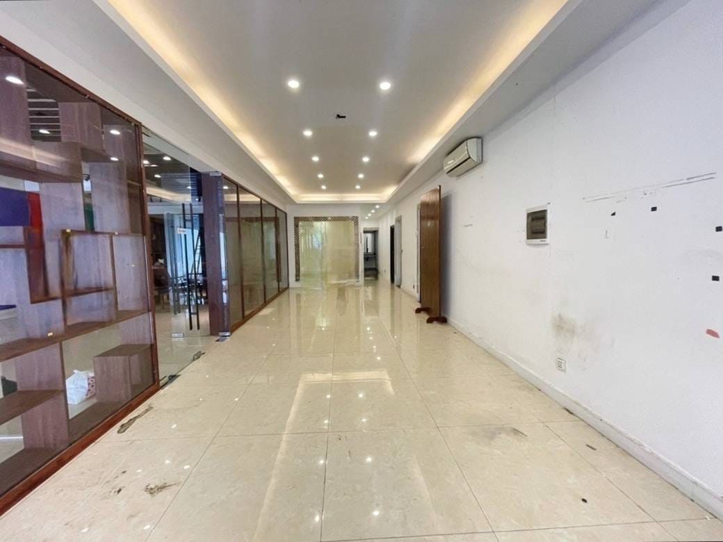 Villa For Rent in BKK 1, Boeng Keng Kang, Phnom Penh