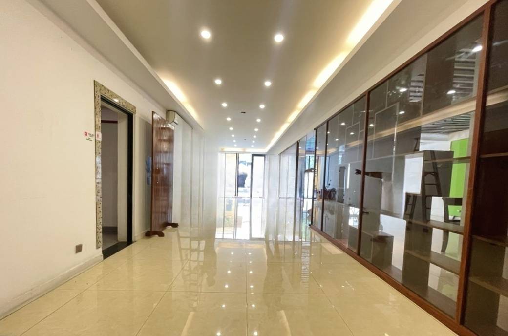 Villa For Rent in Boeng Keng Kang $8,000