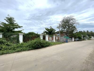 Chbar Ampov土地出售，位于Chbar Ampov