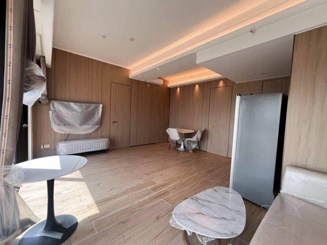 Vue Aston | 91 sqm Land Size Condo For Sale & Rent