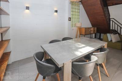 235 sqm Land Size Flat House For Rent