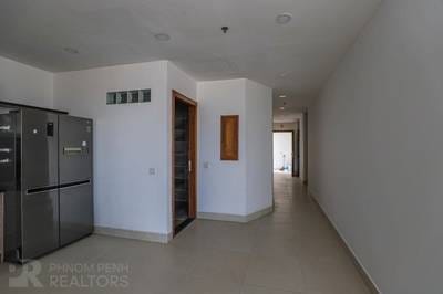 Condo Na wynajem o powierzchni działki 145 m²