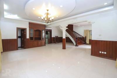 504 sqm Land Size Villa For Rent