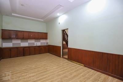 Villa For Rent in Chbar Ampov $1,200