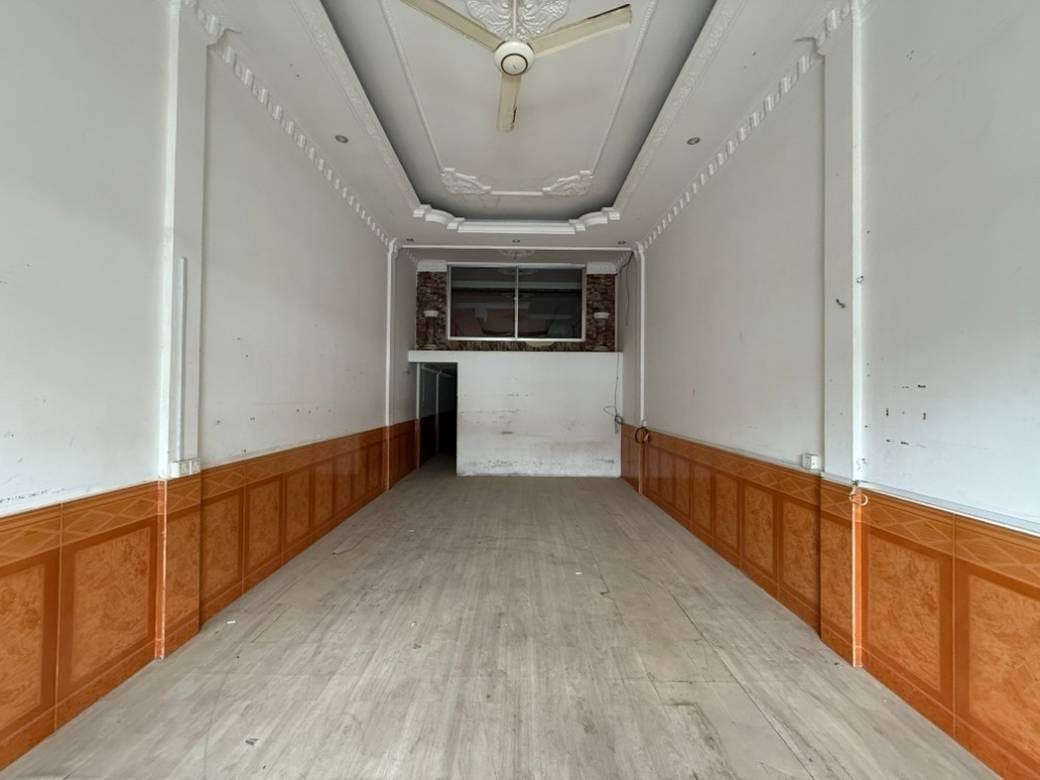 Shophouse Na prodej in Boeung Kak 2, Toul Kork, Phnom Penh