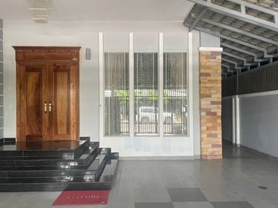 $260,000 Dvojvila