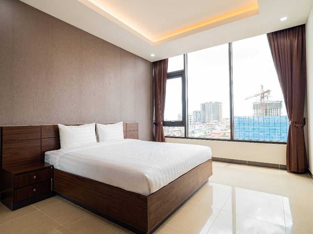 MIRA Residences and Offices | $950 Flat