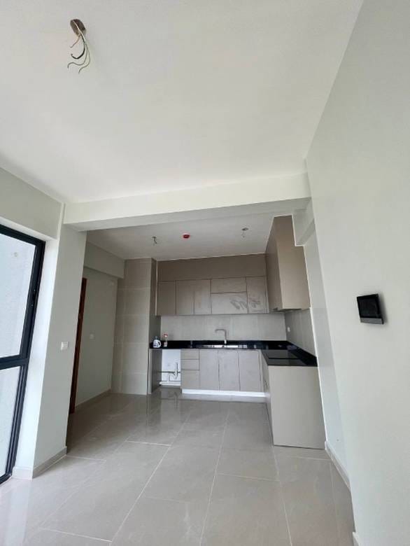 Royal Platinum Condominium | $200,000 Condo