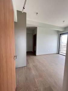 Royal Platinum Condominium | 5-134 sqm Living Size Condo Na prodej in Toul Kork