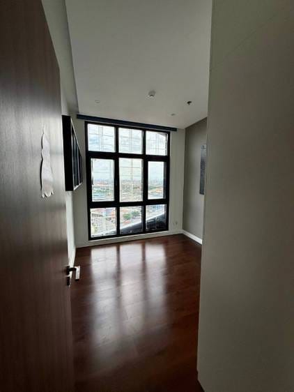 The Peninsula Private Residences | Chroy Changvar Кондоминиум Для Аренды in Chroy Changvar Chroy Changvar $1,800