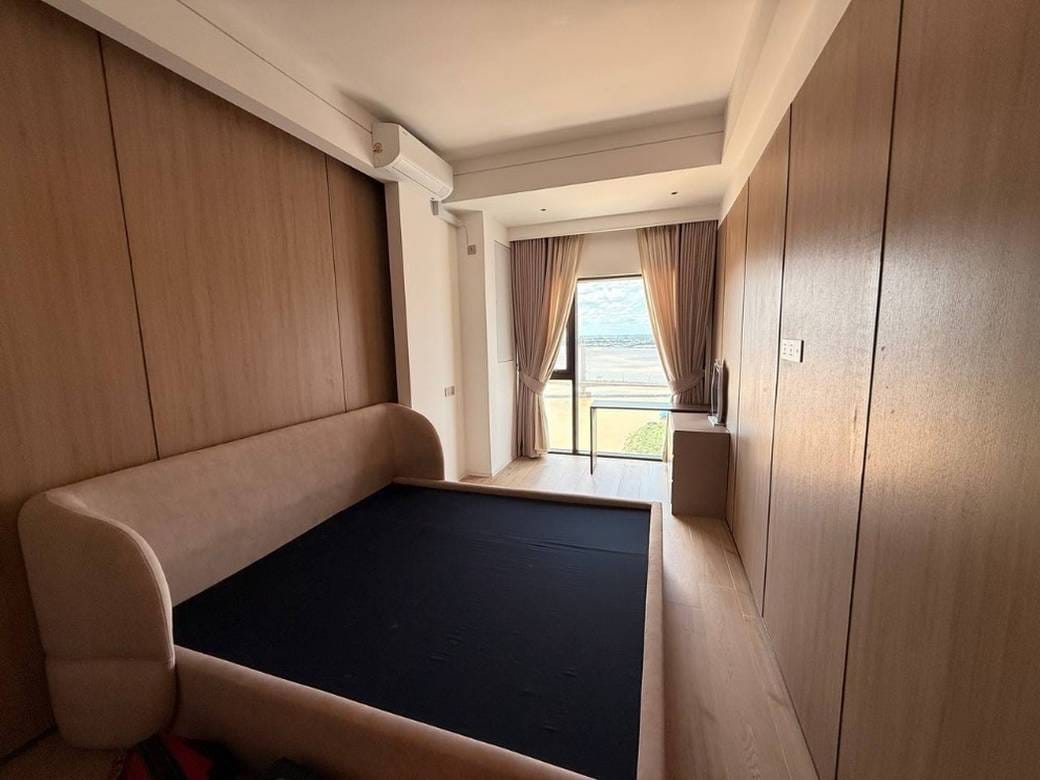Vue Aston | 74.3 sqm Land Size Condo For Sale & Rent