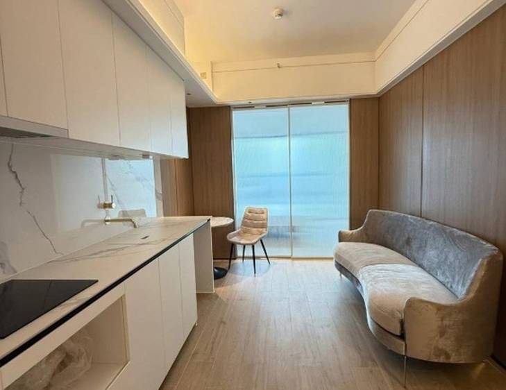 Vue Aston | 1 Bedrooms Condo For Sale & Rent