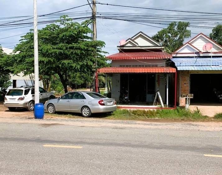 2 Bedrooms House and lot For Sale