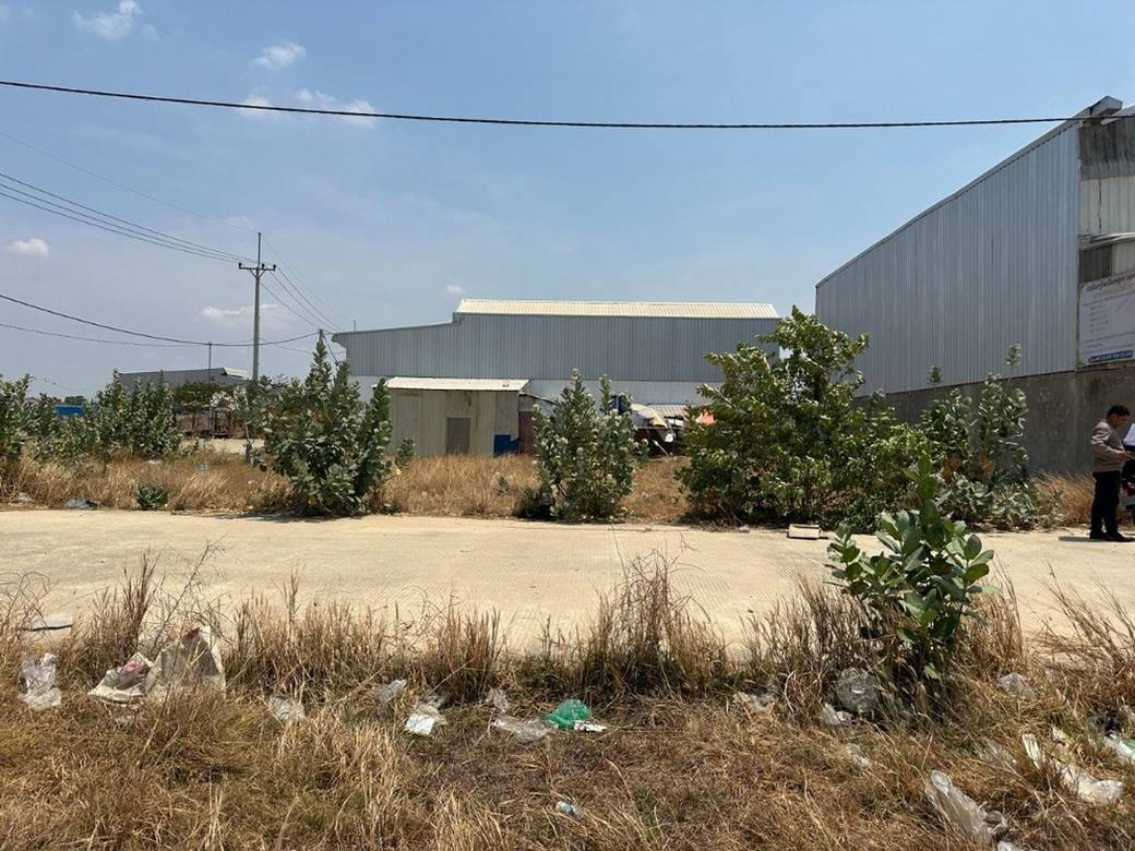 Pozemky Na prodej in Mkak, Angk Snuol, Kandal