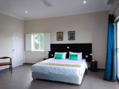 សណ្ឋាគារ គ្រឿងសង្ហារិម For Sale & Rent