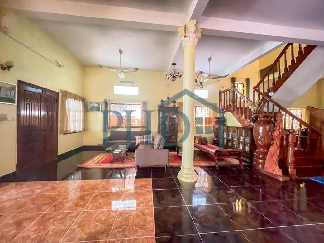 វីឡា តម្លៃ $700