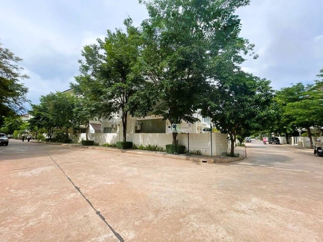 163 sqm Land Size Vila Na prodej