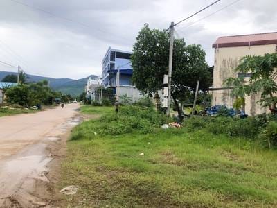 229.5 sqm Living Size House and lot Na prodej in Kampot