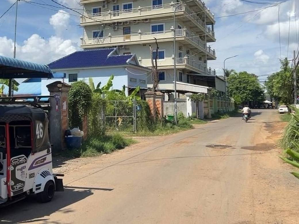 House and lot Na prodej in Kampong Roteh, Stueng Saen, Kampong Thom