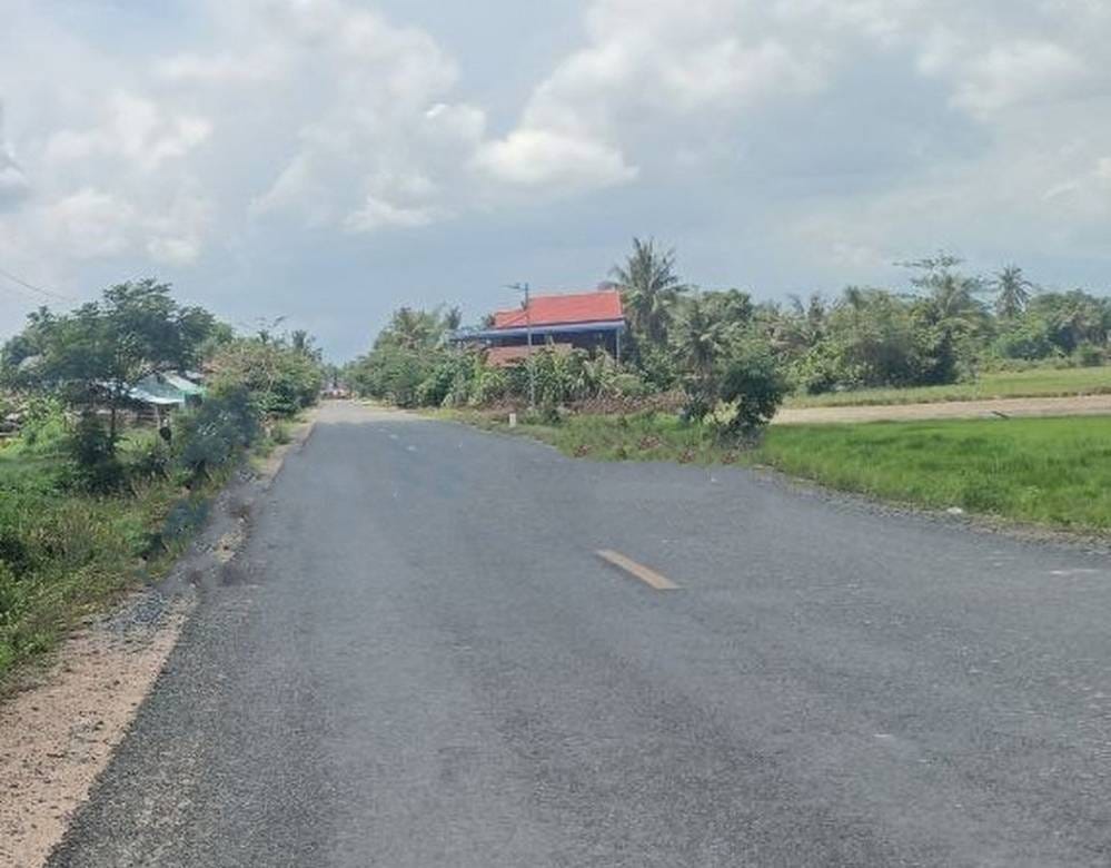 Lot For Sale in Krakor $18,000