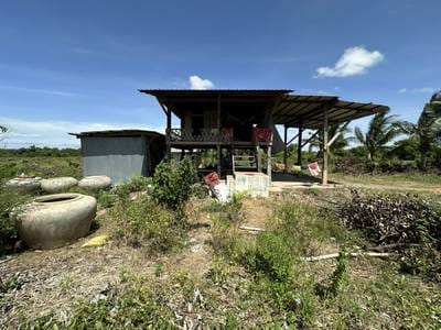 House and lot สำหรับขาย พื้นที่ใช้สอย 30 ตร.ม. ใน Banan