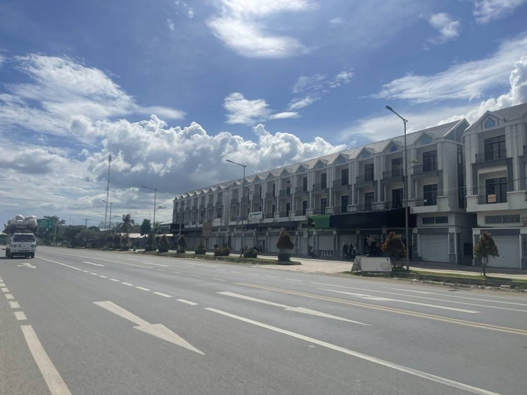 Shophouse Na prodej in Trapeang Kong, Samraong Tong, Kampong Speu