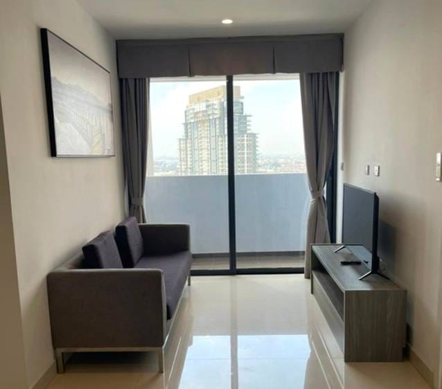For Rent: Spacious Unfurnished 2-Bedroom Condo at The Bridge, Phnom Penh – Unit 2020