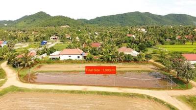 Pozemky Na prodej in Kep $73,000