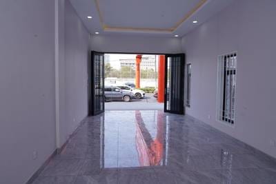 $1,200 Shophouse