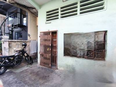 $900 Shophouse