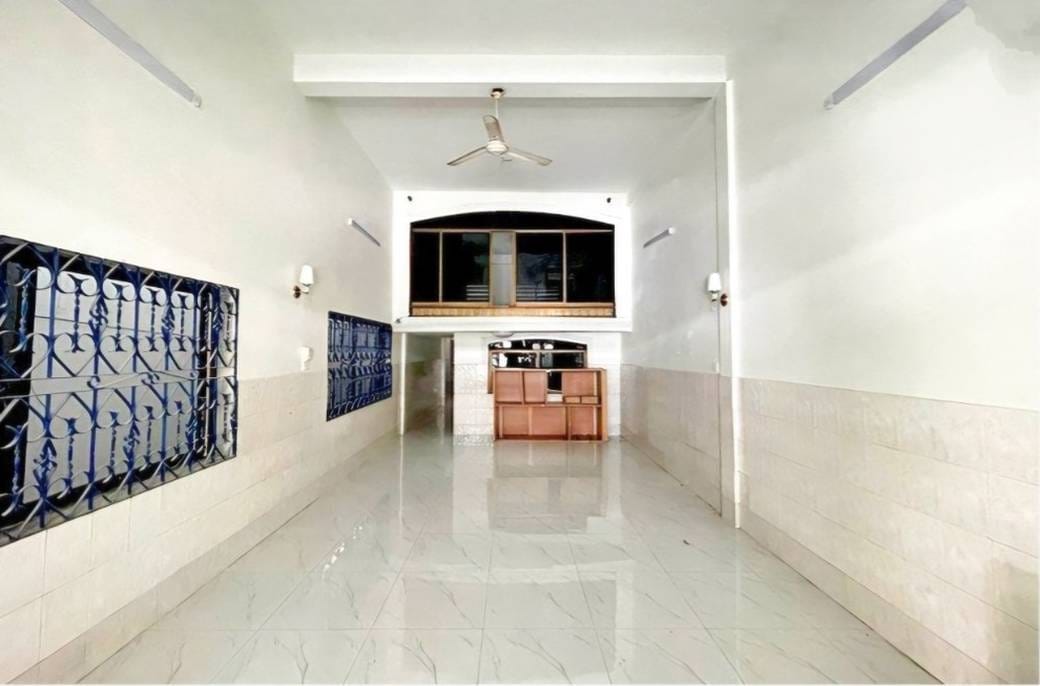 Boeng Keng Kang店屋出售，价格$370,000