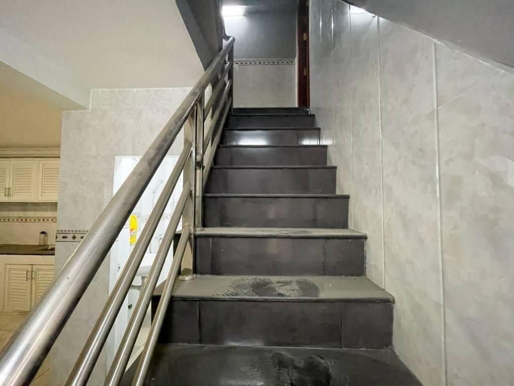 แฟลตเฮ้าส์ For Sale & Rent ใน Krang thnong, แซนสก, พนมเปญ