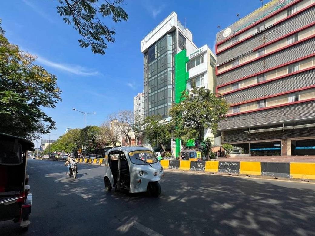 2,400 sqm Living Size Building For Sale in Toul Kork