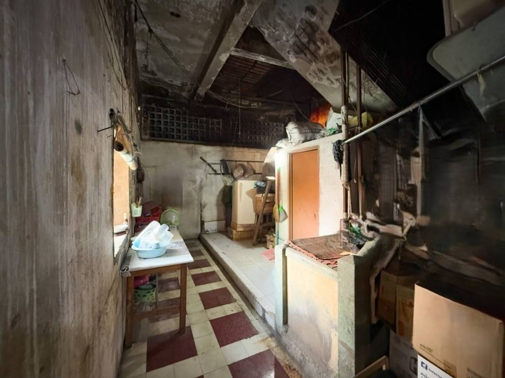 Flat House Na prodej in Daun Penh $75,000