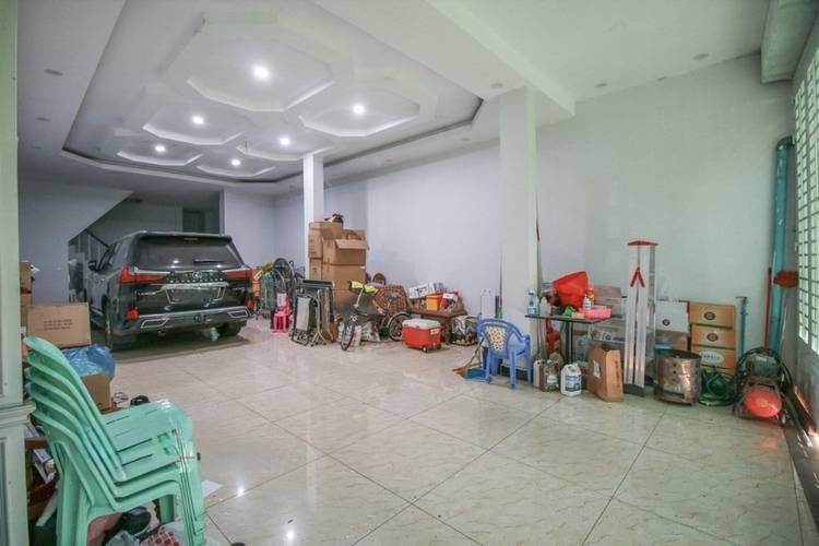 Dom z lokalem handlowym Na wynajem w Chakto Mukh, Daun Penh, Phnom Penh
